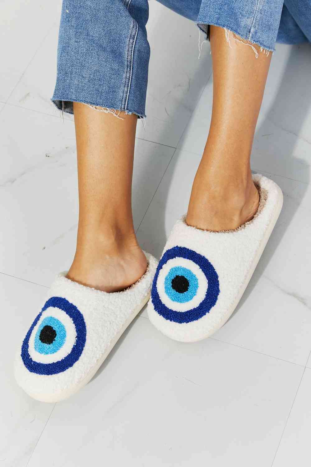 MMShoes Eye Plush Slipper - Blue Canoe outfitter